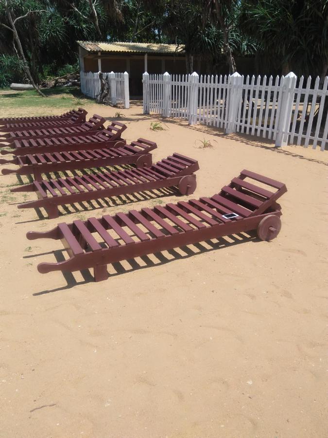 וואדואה Green Shadows Beach Hotel מראה חיצוני תמונה