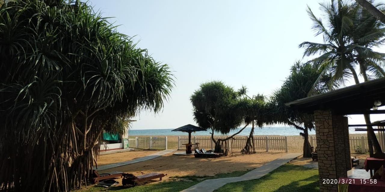 וואדואה Green Shadows Beach Hotel מראה חיצוני תמונה