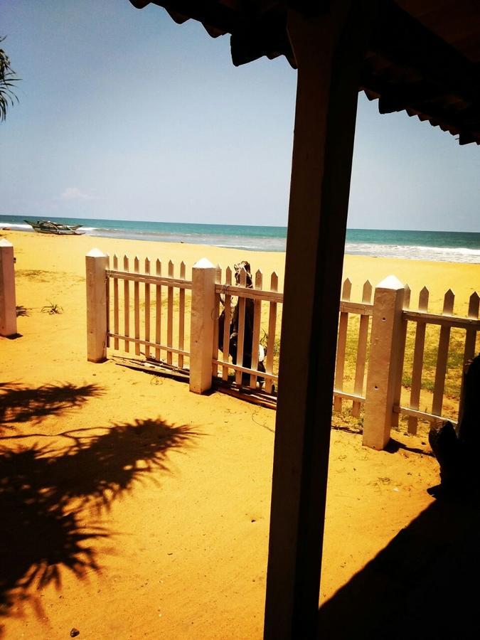 וואדואה Green Shadows Beach Hotel מראה חיצוני תמונה